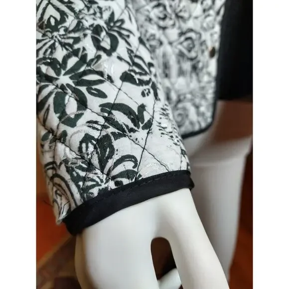 Lana Lee Top (L) & Onque Petite Jacket (PXL) - Stylish & Comfortable! - Picture 5 of 14